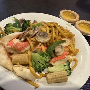 ramen and noodles, food