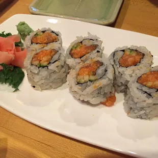 Spicy Salmon Roll