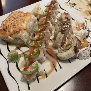 Delicious sushi with excellent rice texture! Ambiance was so nice a quiet for family or friends meet up. Price was so affordable