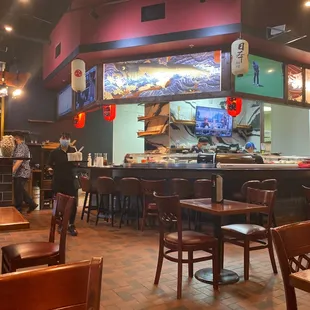 the interior of a japanese restaurant