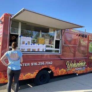 03.17.22  &quot;Thursday Dinner&quot; food truck at Valley Oak Park in Hamptons/North Natomas