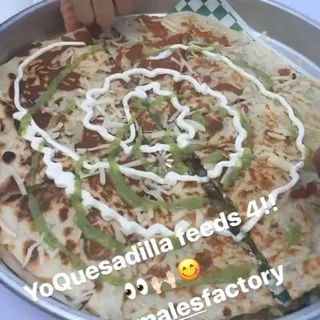 Yoquesadilla Pizza Box