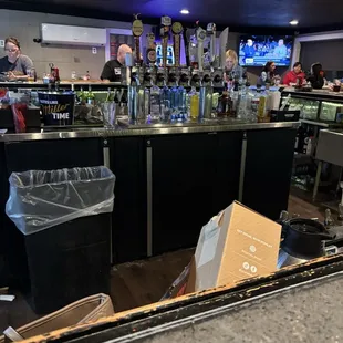 Pre playoff game beer, kitchen to busy to get food in time