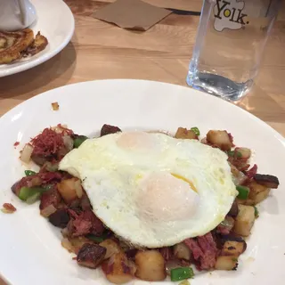 Corned Beef Hash & Eggs