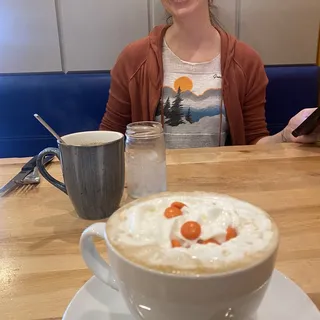 Chocolate Peanut Butter Cup Latte