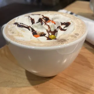 Chocolate Peanut Butter Cup Latte
