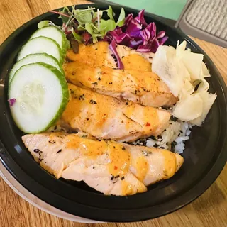 Seared Salmon Yoma Bowl