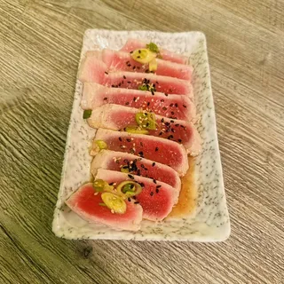 Seared Ahi Tuna Yoma Bowl