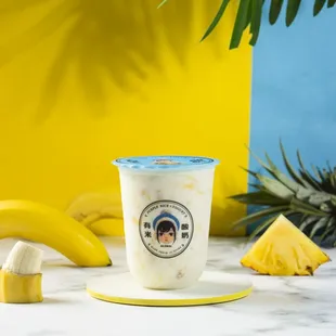 Pineapple banana yogurt