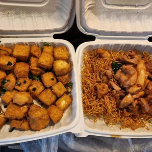 Lunch@Yong's Kitchen; 12/8/2024. We've eaten from here before, different Owners. Shared Lunch, Minute Chicken w/Cake Noodle &amp; Fried Tofu. 4*