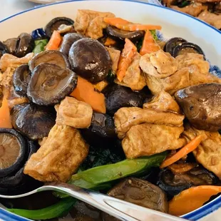 Black Mushrooms & Choy Sum