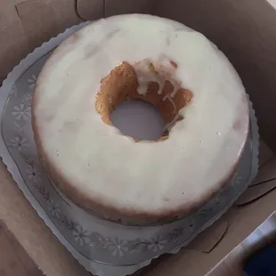 10 Lemon Pound Cake with Lemon Glaze Icing