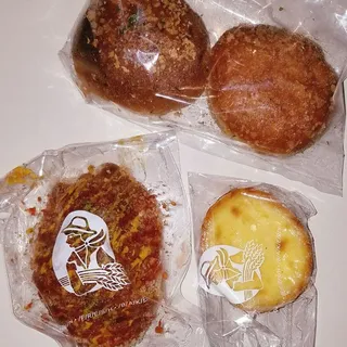 Curry Croquette Bread