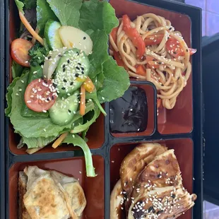 These chicken slices are more than daily requirement.