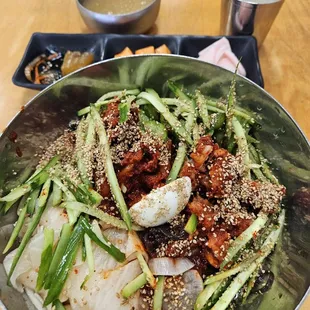 Hwey cold noodle (marinated fish cold noodle)