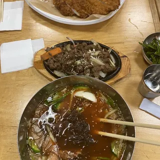 9. Bulgogi and Chic Naengmyun Combo