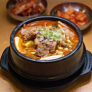 31. Myungpum Ugeoji Kalbi Tang