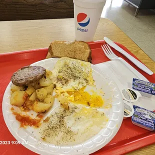 2 eggs, half potatoes, half grits.