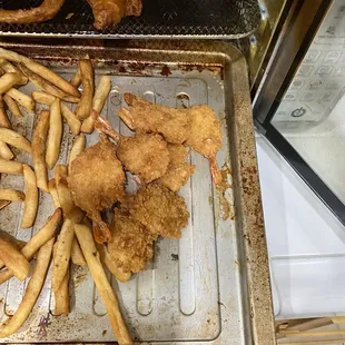 Panko fried shrimp and chips.