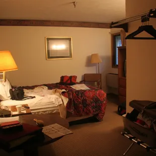 Single room in basement