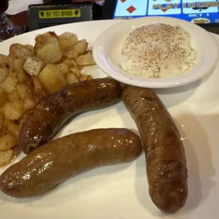 Poached Eggs &amp; Sausage