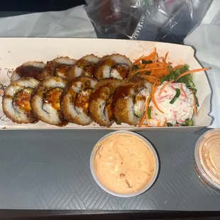 I ordered the cielo mar y tierra roll and it was the absolute BOMBso delicious!!