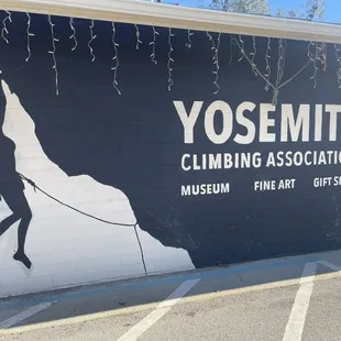 She is sending that overhang.