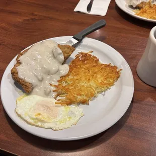 Chicken Fried Steak &amp; Eggs Split!
