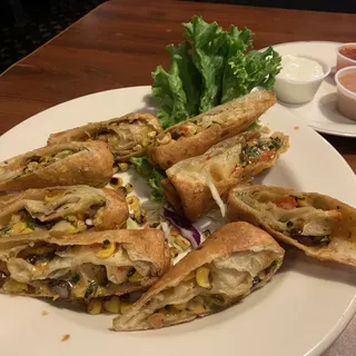 Santa Fe Chicken Rolls (4)