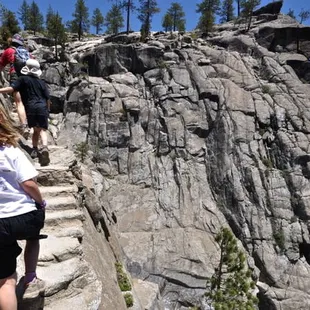 Hiking to the top of Yosemite Falls