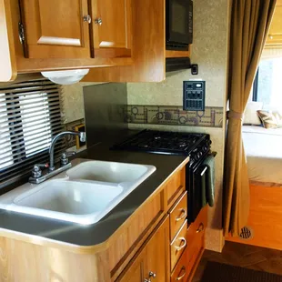 24' Winnebago Interior