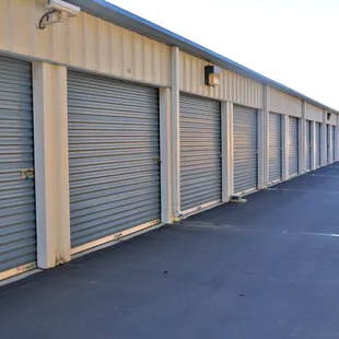 Large ground-level storage units with drive-up access at Yosemite Self Storage