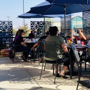 Patio is open for dining.  What a beautiful Sunday morning