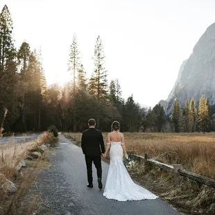 Yosemite Valley, Wedding photos by @tonigphoto