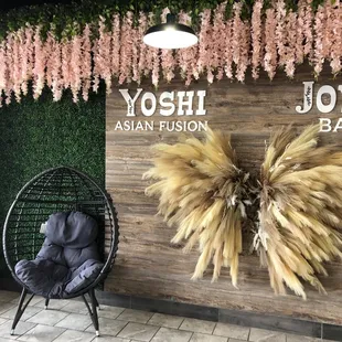 Insta wall
