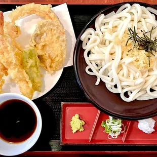 Ten zaru udon