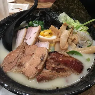 Yoshi Tonkotsu Deluxe