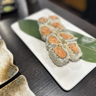 Spicy Salmon Roll