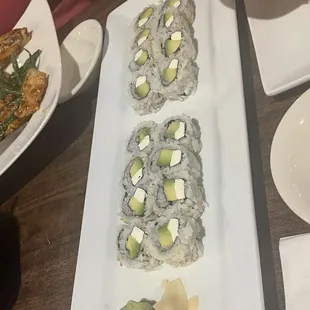 Avacado cream cheese roll