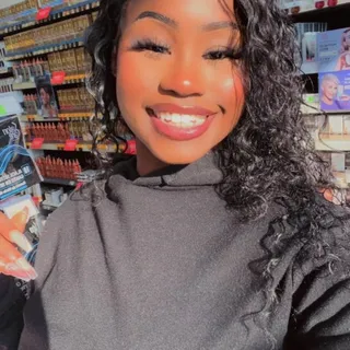 Kimari W.