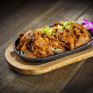Spicy pork plate