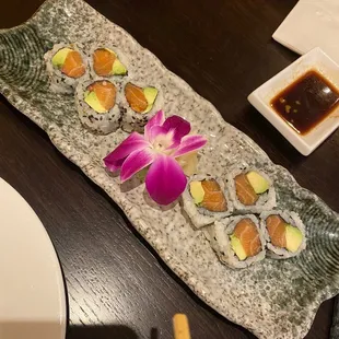Salmon Avocado Roll