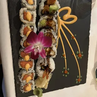 Eel Avocado Roll