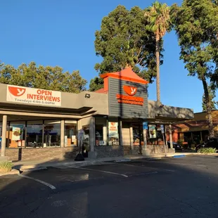 the outside of the restaurant