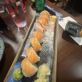 Truffle Salmon Roll
