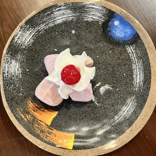 2 Piece Mochi Ice Cream