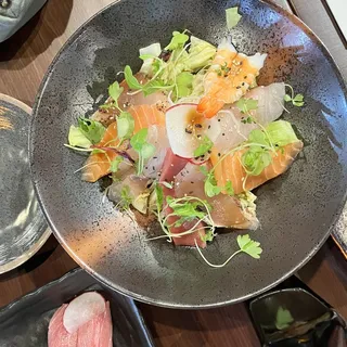 Sashimi Salad