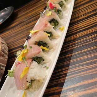 P6. Rising Hamachi Roll
