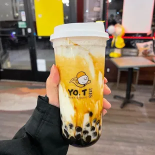 M1. Brown Sugar Boba Milk ( 16 oz. )