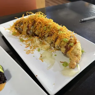 Amazing Lunch House Special Roll